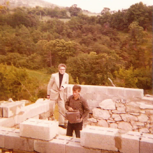 Reve en Groothuyse bij het in aanbouw zijnde 'Geheime Landgoed'. Foto circa 1972.